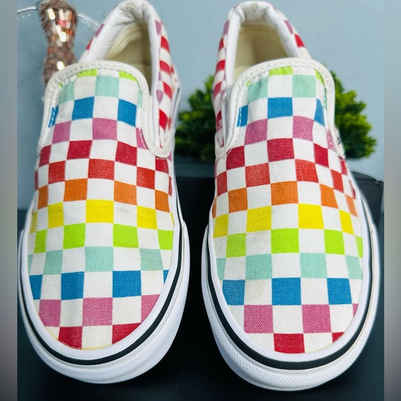 Checkered Slip On Vans - Picture 2 of 12